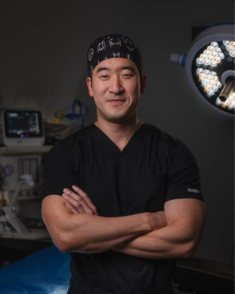 Alexander Ryota Serizawa Nakayama — Médico · Asistente Quirúrgico