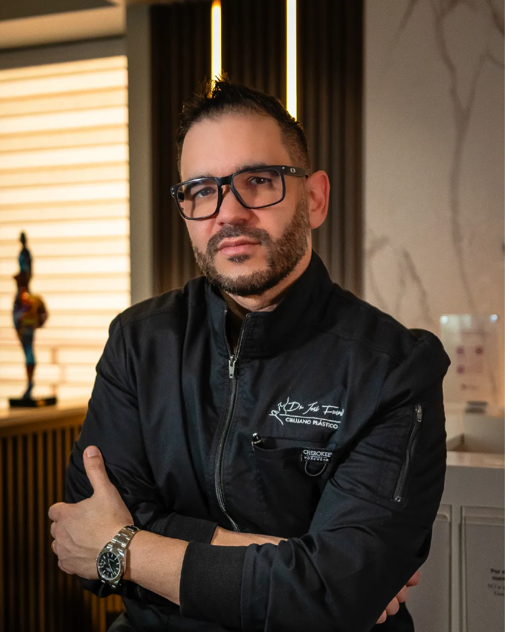 Dr. José Fuentes Amesty, cirujano plástico y reconstructivo